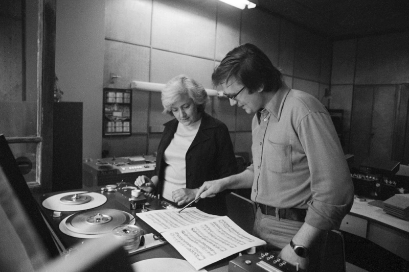 Штаб-квартиры радиокомпаний: откуда вещали известные радиостанции