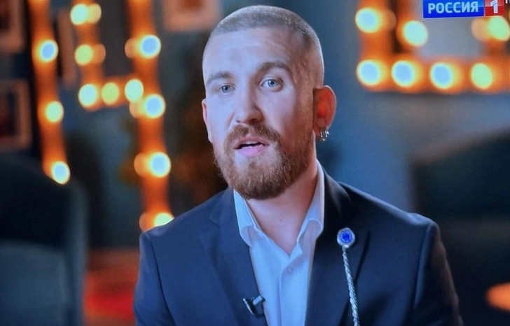 Воронежский певец Илья Булыгин покорил «Ну-ка все вместе!» и вышел в полуфинал с сотней голосов: что было в новом выпуске популярного шоу