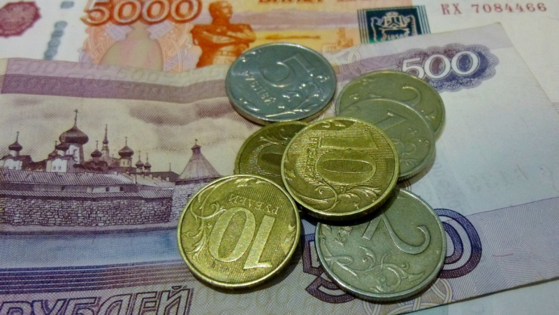 Зарплаты и пенсии вырастут уже с октября: кто получит повышенные выплаты