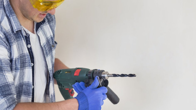 Как достать обломок сверла из стены или детали: 5 рабочих тактик по извлечению сломанного режущего инструмента