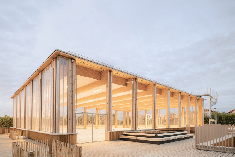 Новая школа в парижском пригороде Трембле-ан-Франс, Франция