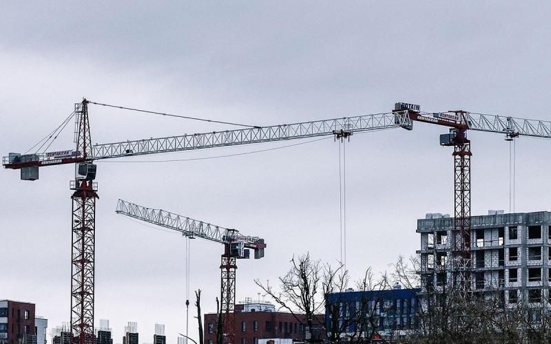 Эксперты предрекли спад инвестиций в землю под жилье до минимума за 6
