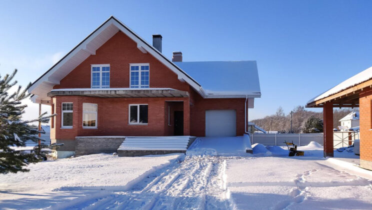 Инфляция и сезонность: насколько подорожает строительство домов в