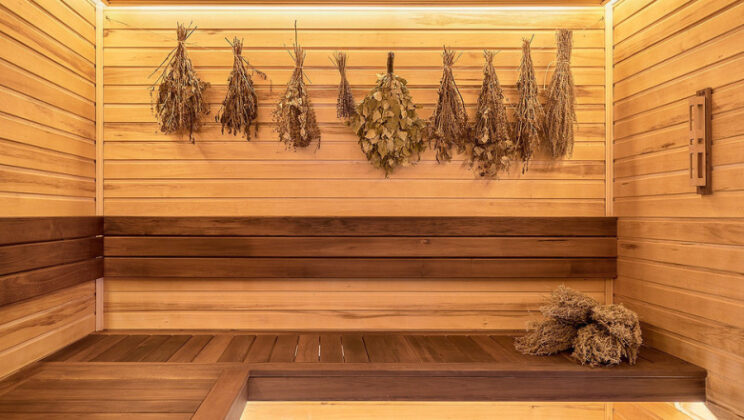 Как запарить веник для бани: 6 способов