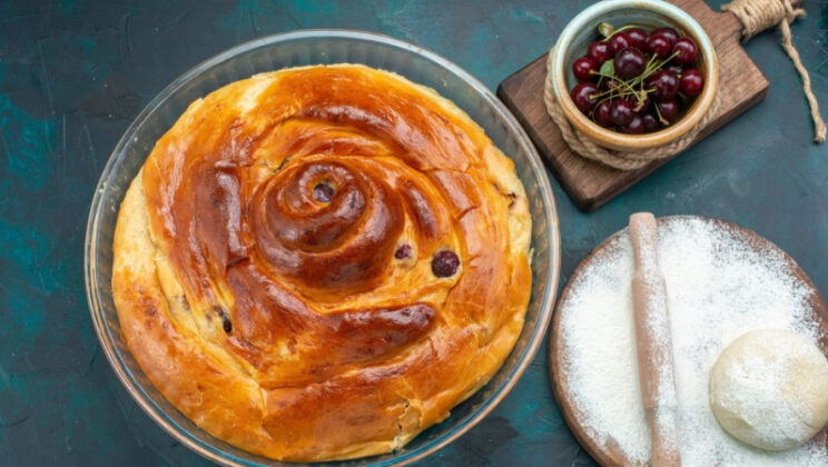 Почему пирог получается сырым внутри, а снаружи — подгорает