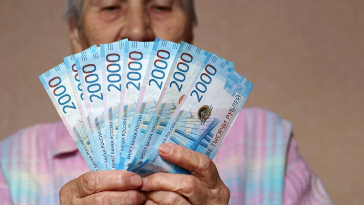 Правительство направит оставшимся без жилья курянам и брянцам ₽7 млрд