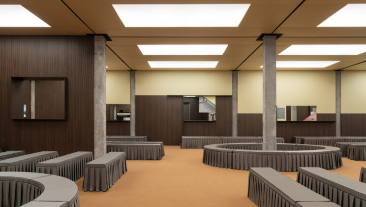 Студия Formafantasma разработала сценографию для показа Marni