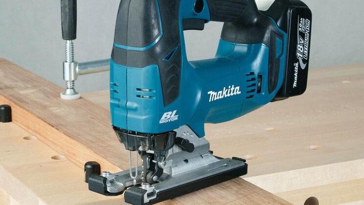 Электролобзик: топ-10 лучших, бюджетных моделей для дачи 2025 года, выбор профессионального по металлу, дереву, отзывы, обзор