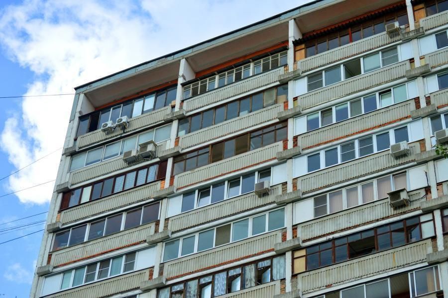 С апреля изменятся требования к остеклению балконов и лоджий
